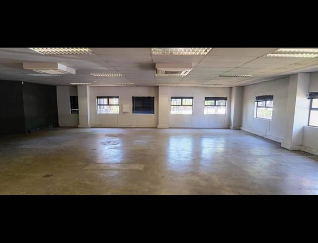 BUSINESS PROPERTY TO RENT IN ERASMUSKLOOF